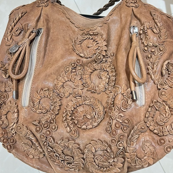 Lockheart by Isabella Fiori - Picture 12 of 15